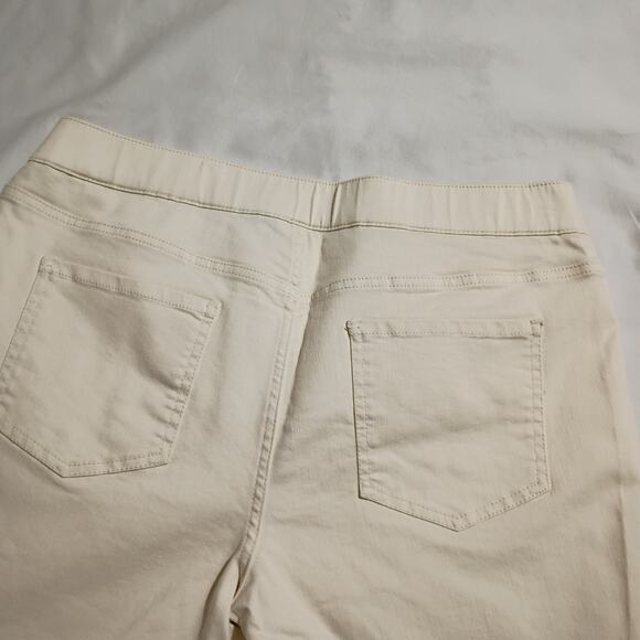 16P Pearled Straight-Leg Cream Jean Jegging Pants Isaac Mizrahi LIVE Easy Care - Picture 6 of 10
